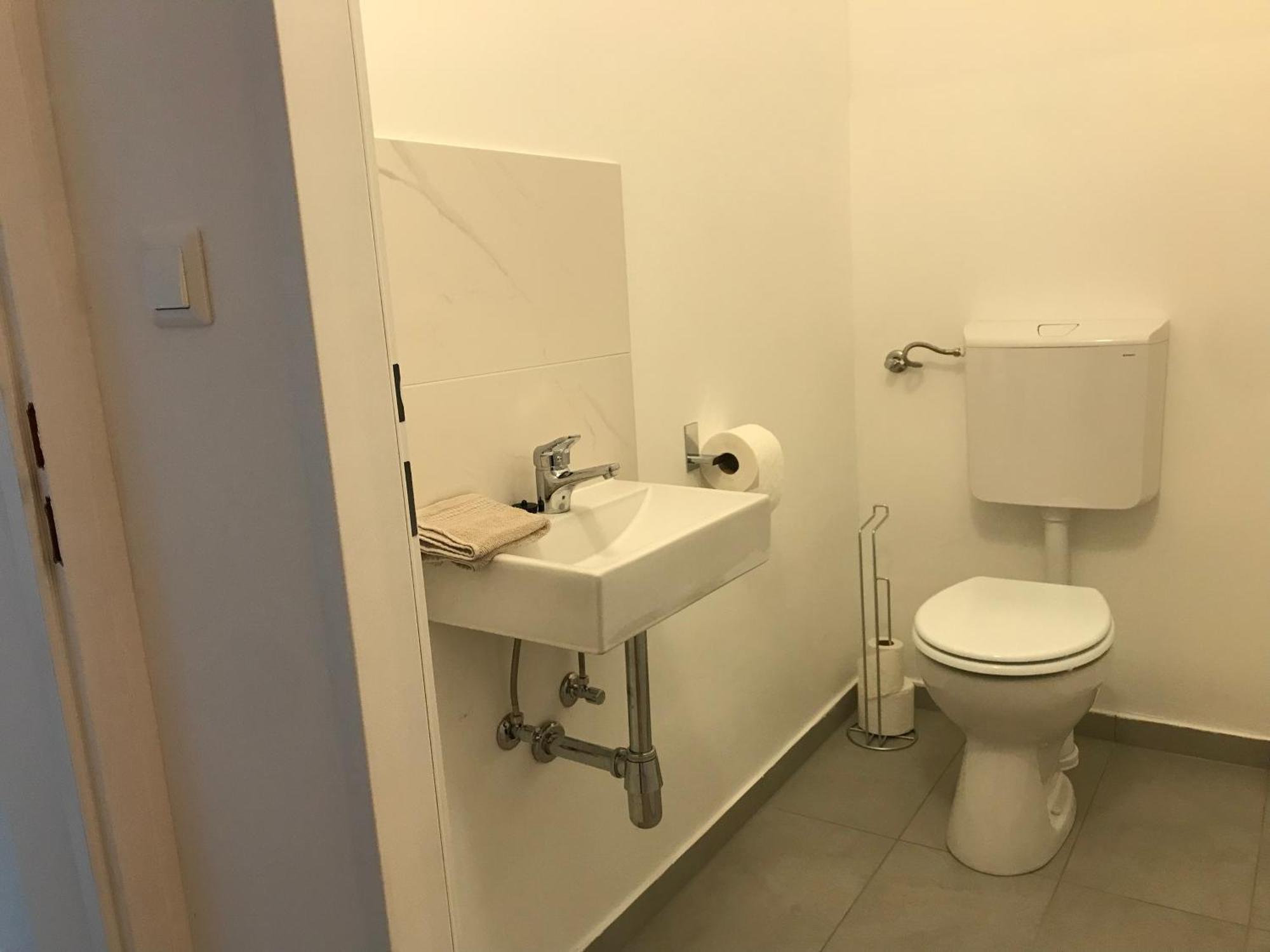New • City-Park Apartment In The Vienna Center. المظهر الخارجي الصورة